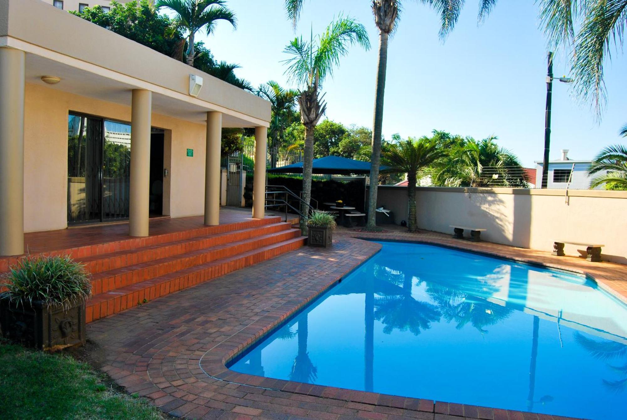 ダーバン7 The Shades Umhlanga Rocksアパートメント エクステリア 写真